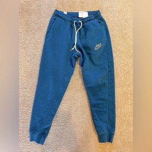 Nike joggers